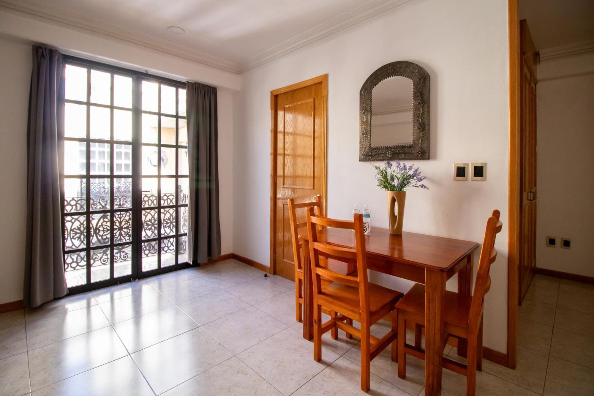 Suites Sevilla Πουέμπλα Εξωτερικό φωτογραφία