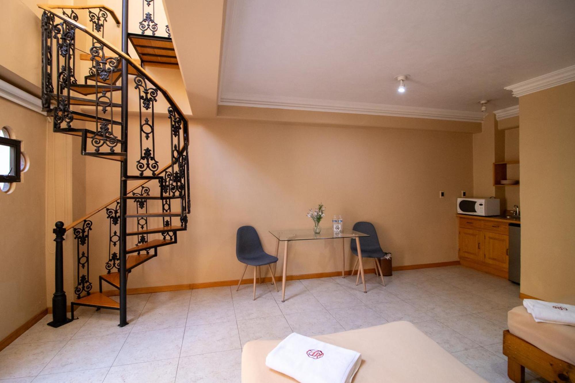 Suites Sevilla Πουέμπλα Εξωτερικό φωτογραφία